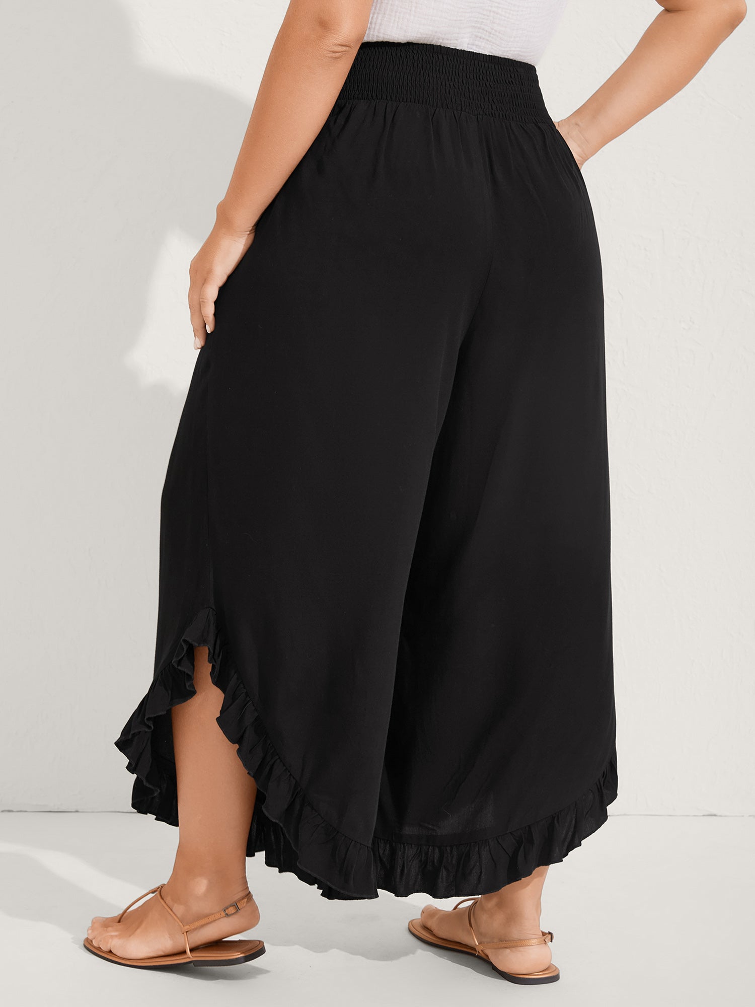 Ruffled Curvy Hem Wide-Leg Pants - Image 5