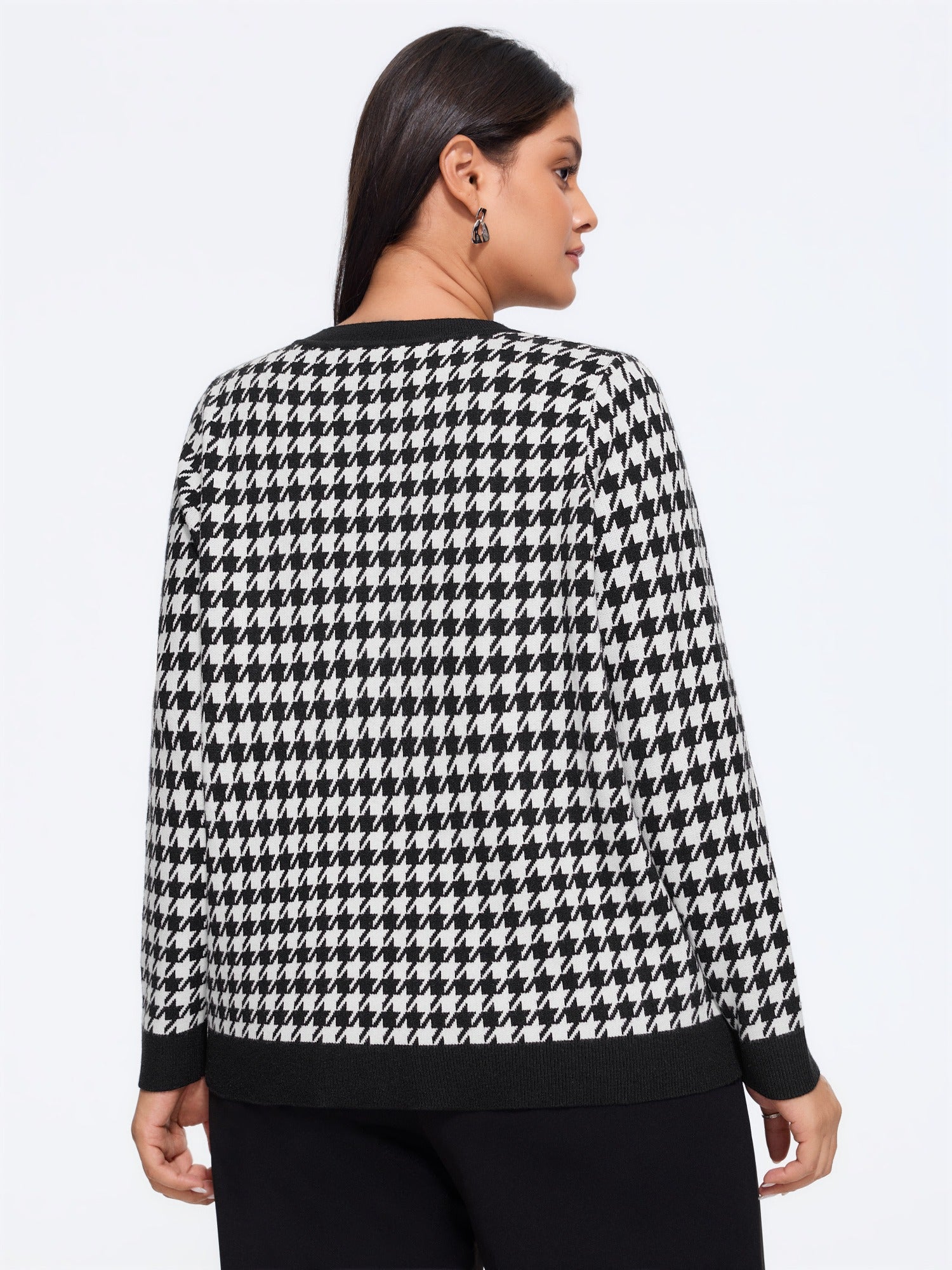 Supersoft Round Neck Button Houndstooth Cardigan - Image 3