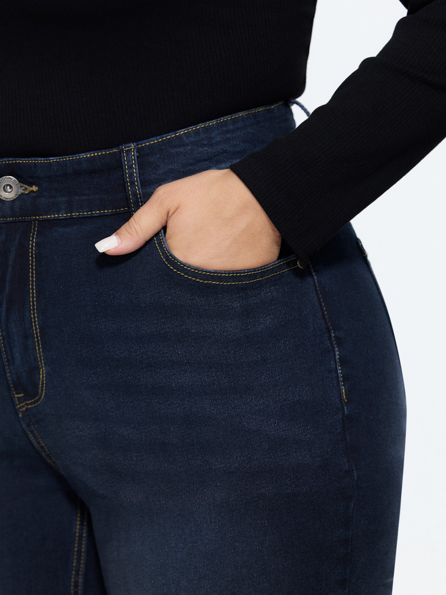 Thigh-Friendly Stretchy Flared Jeans - Image 26