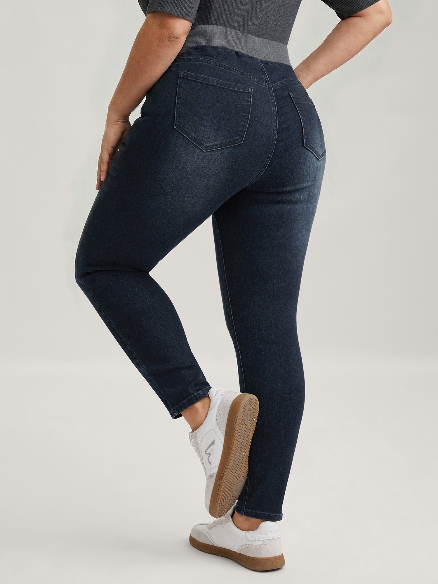 Pull-On High-Rise Skinny-Fit Jeans - Image 7