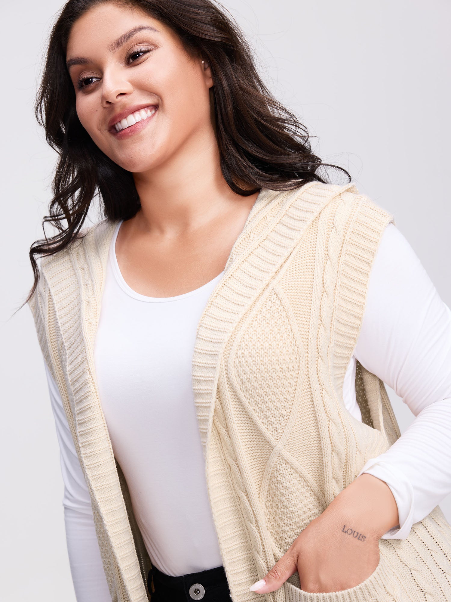 Hooded Sleeveless Cable Knit Cardigan - Image 44