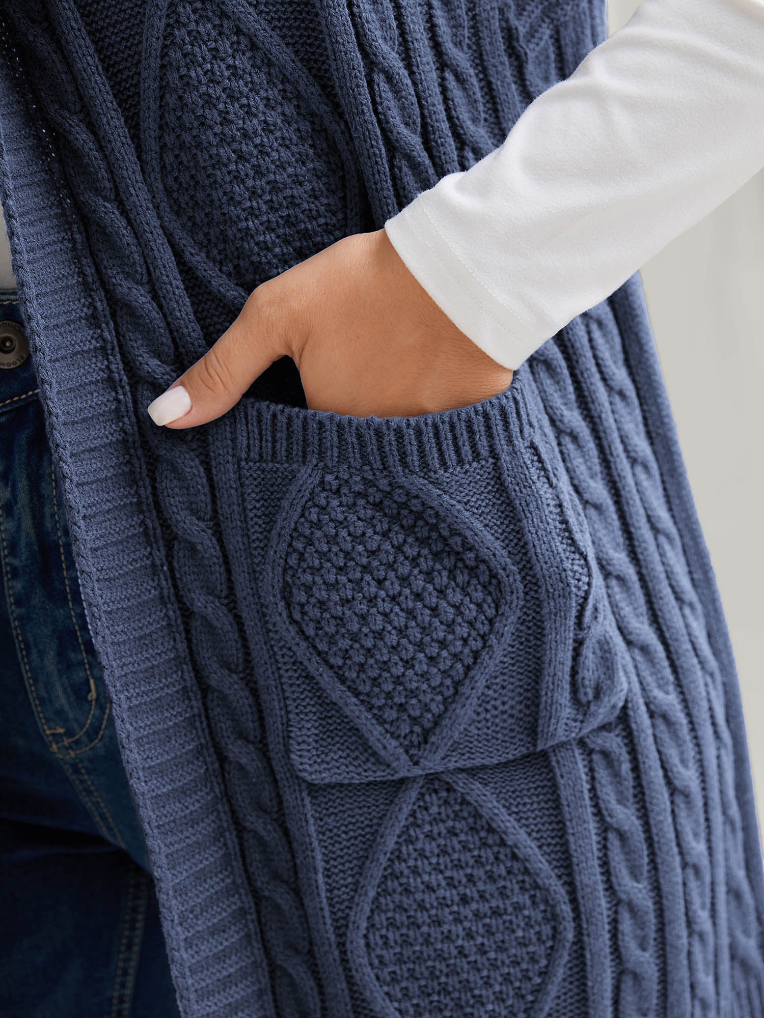 Hooded Sleeveless Cable Knit Cardigan - Image 28