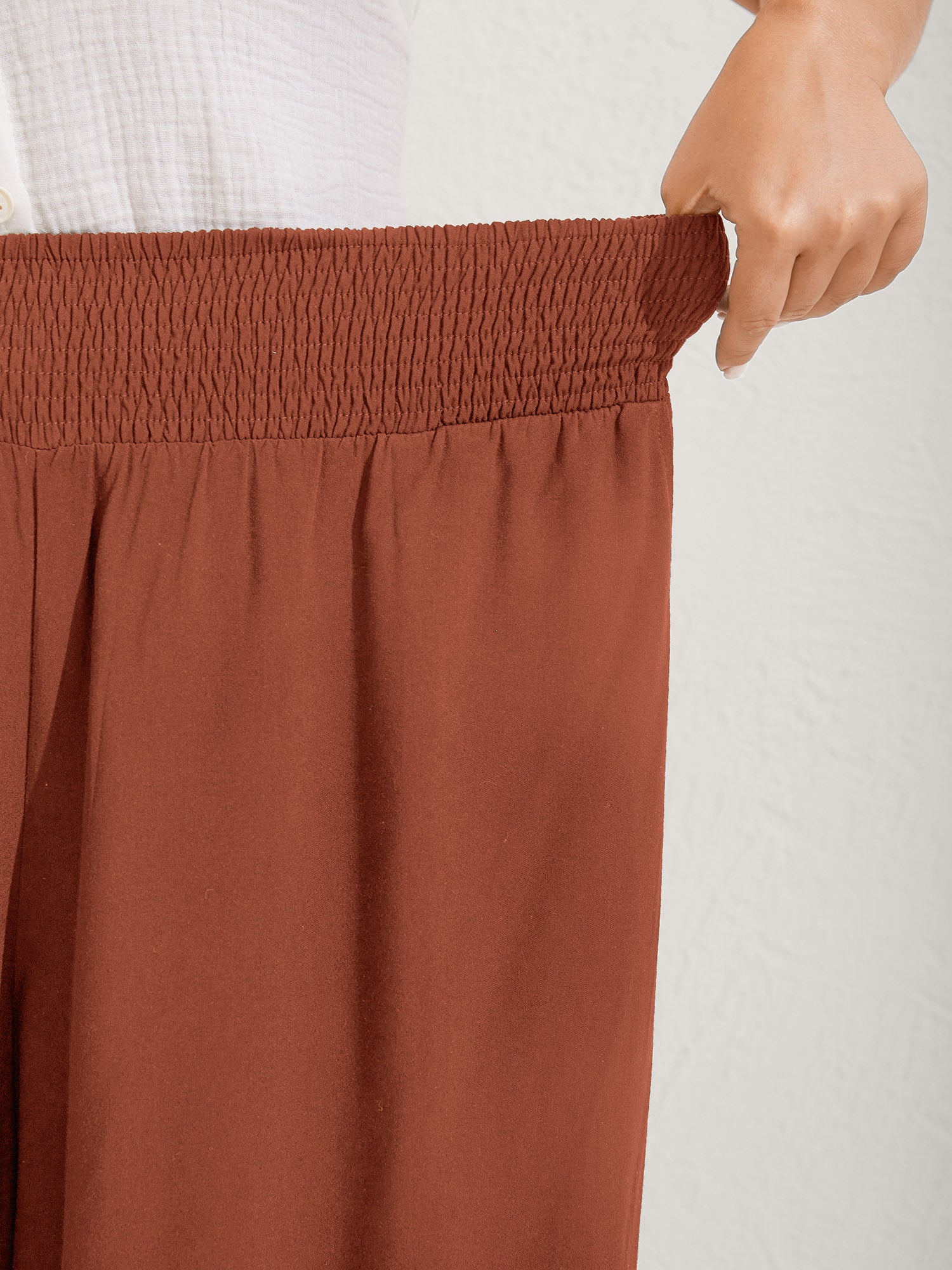 Ruffled Curvy Hem Wide-Leg Pants - Image 46