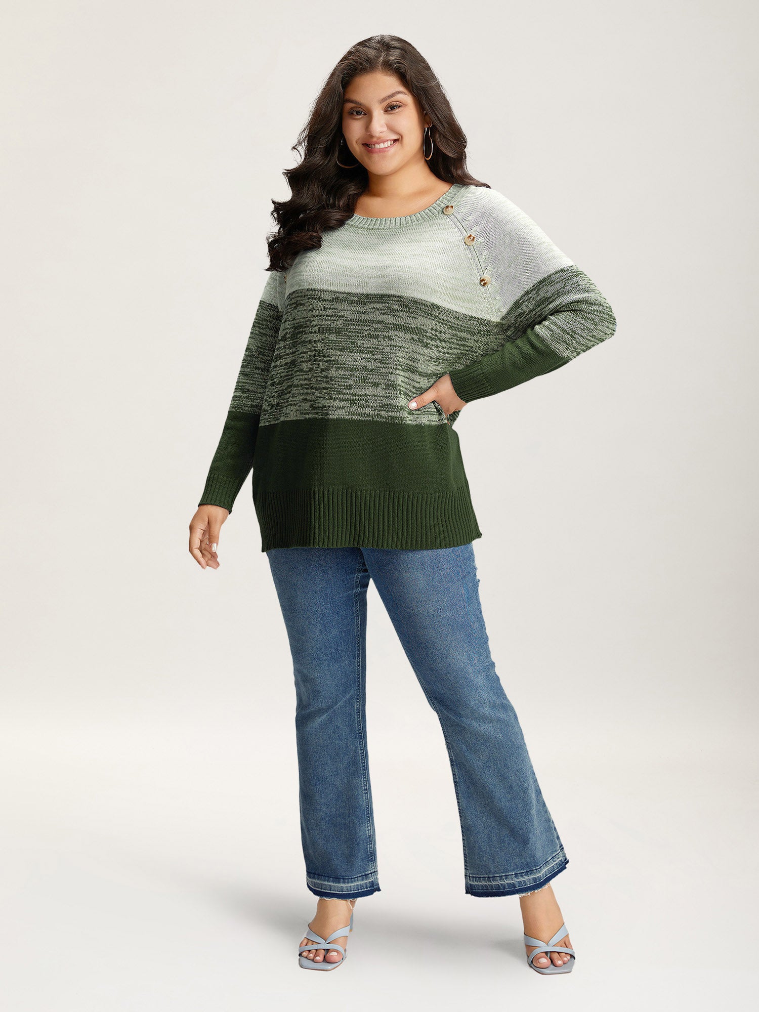 Colorblock Contrast Heather Button Detail Pullover - Image 4