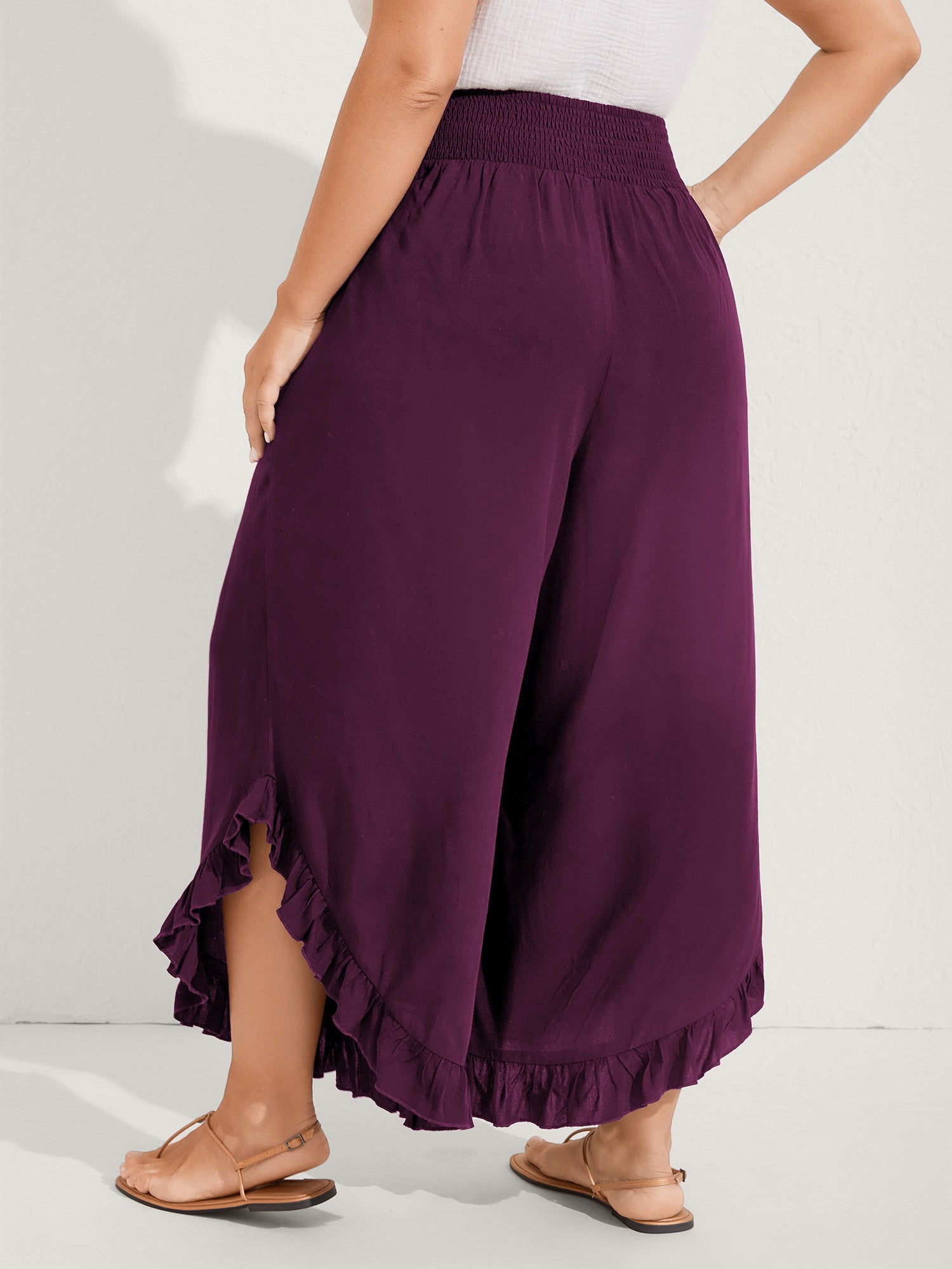Ruffled Curvy Hem Wide-Leg Pants - Image 18