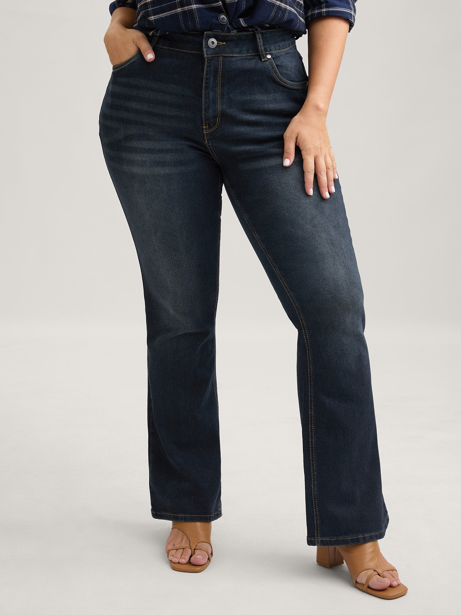 Thigh-Friendly Stretchy Flared Jeans - Image 9