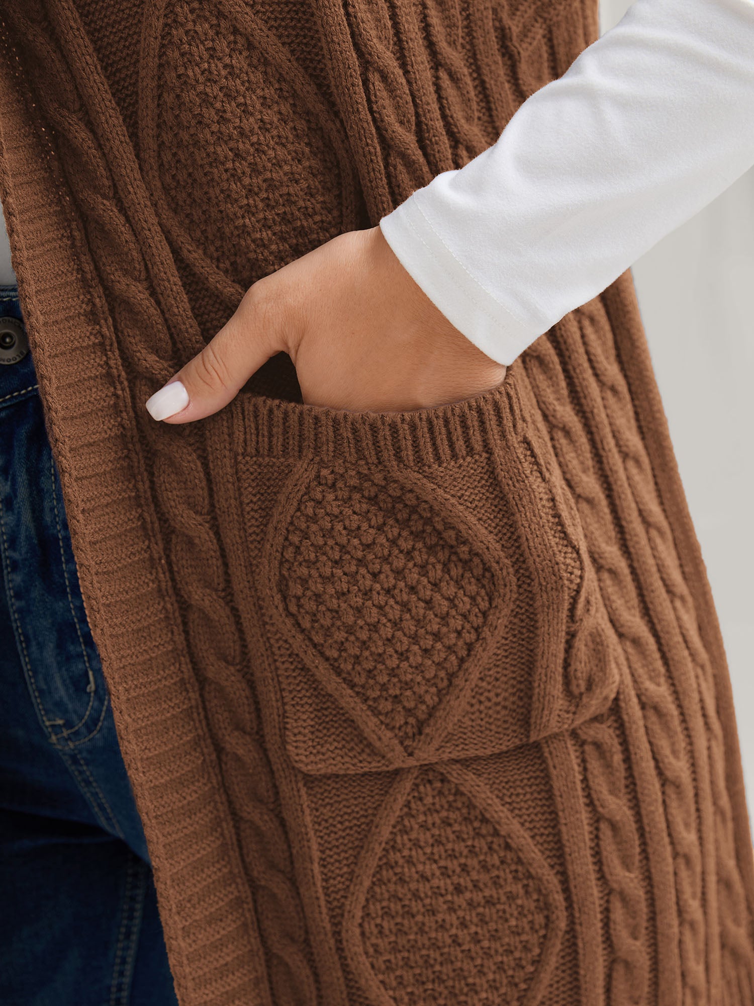 Hooded Sleeveless Cable Knit Cardigan - Image 12