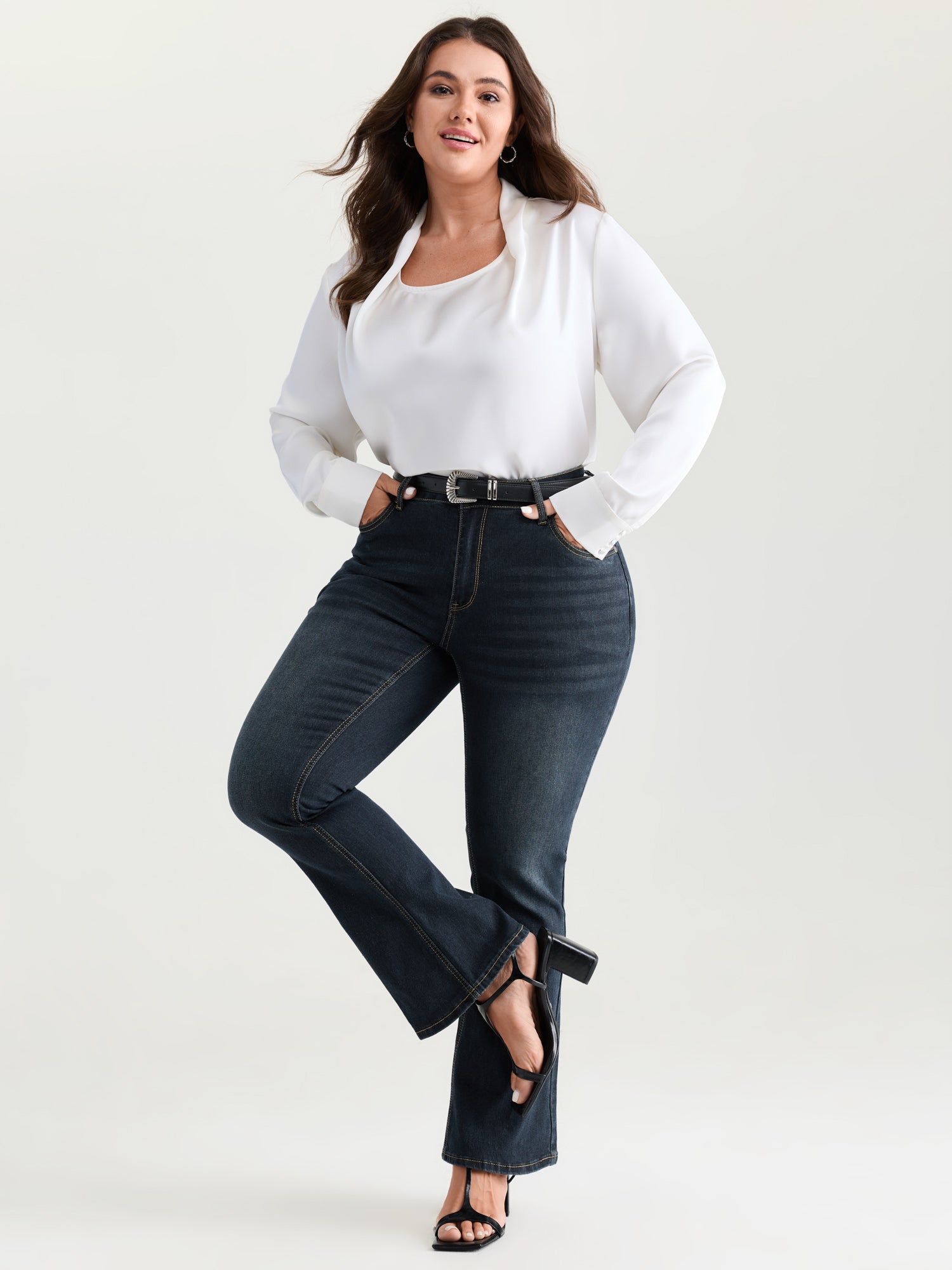 Thigh-Friendly Stretchy Flared Jeans - Image 28