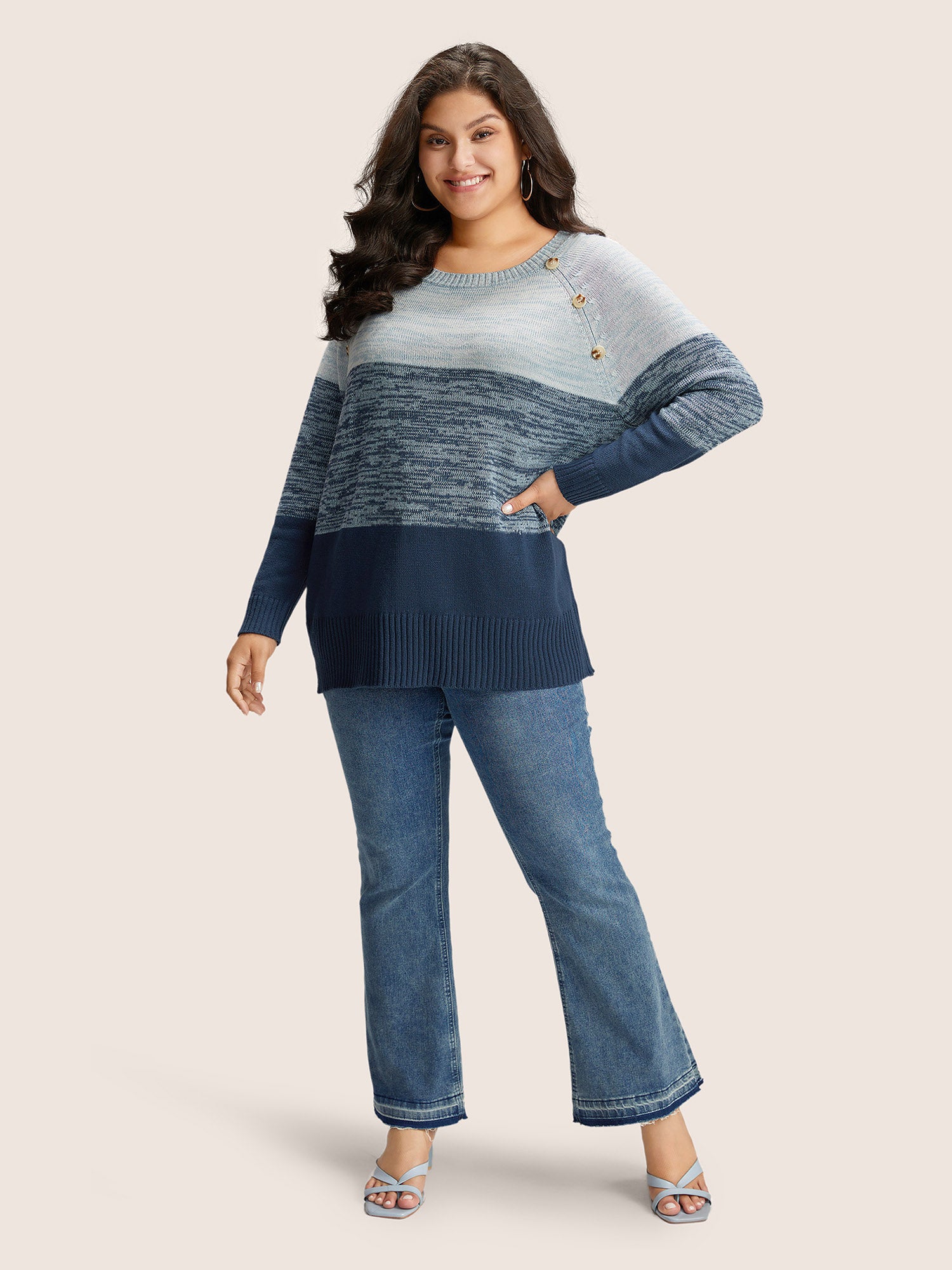 Colorblock Contrast Heather Button Detail Pullover - Image 11