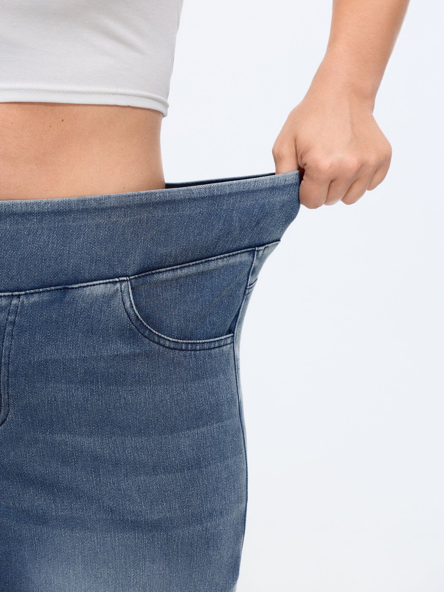 Stretchy Pull-On Wide-Leg Knit Jeans - Image 5