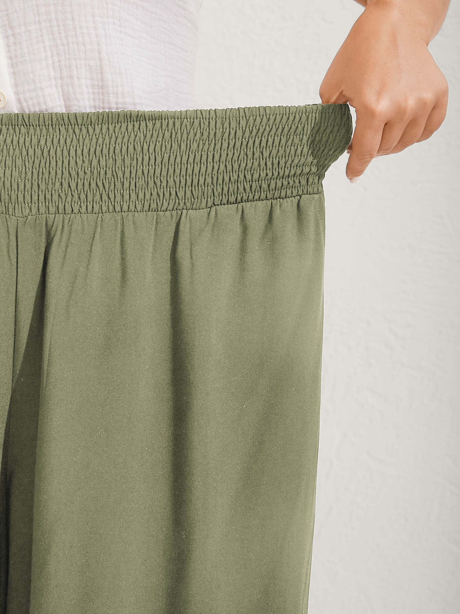 Ruffled Curvy Hem Wide-Leg Pants - Image 37