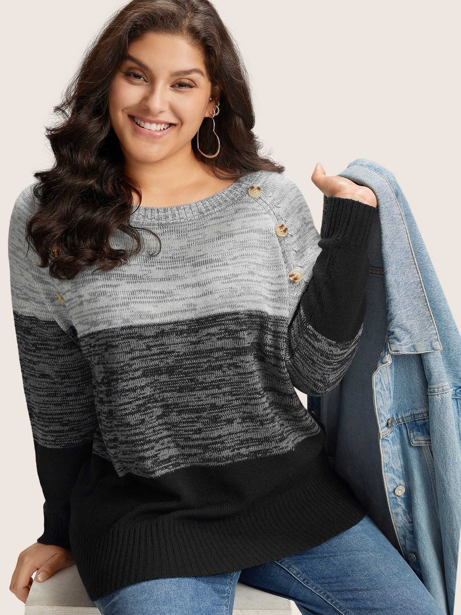 Colorblock Contrast Heather Button Detail Pullover - Image 15