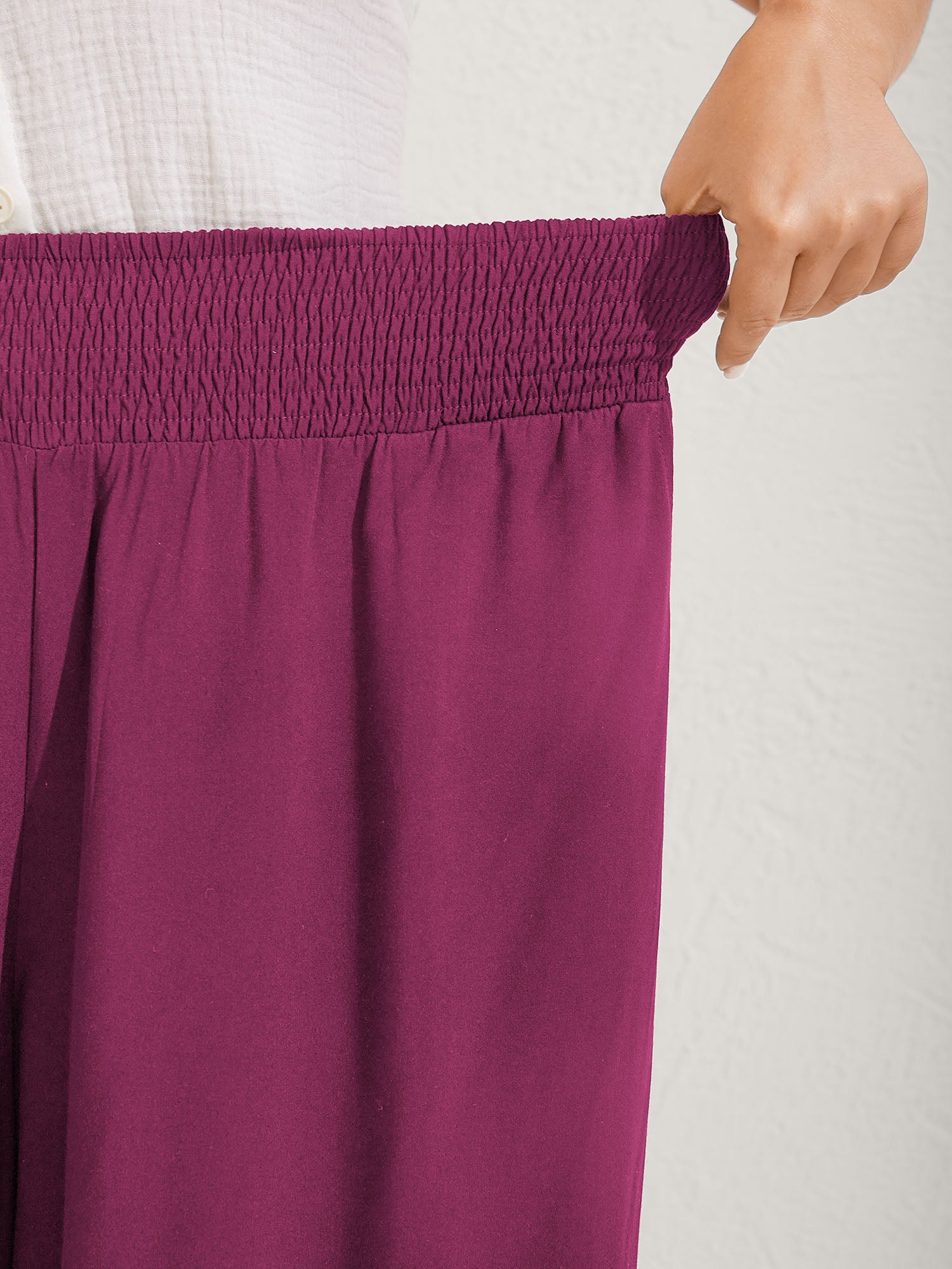 Ruffled Curvy Hem Wide-Leg Pants - Image 42